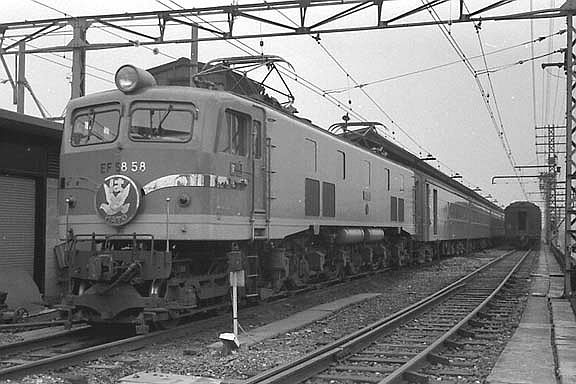 EF5858 (S35-5-20) (w)